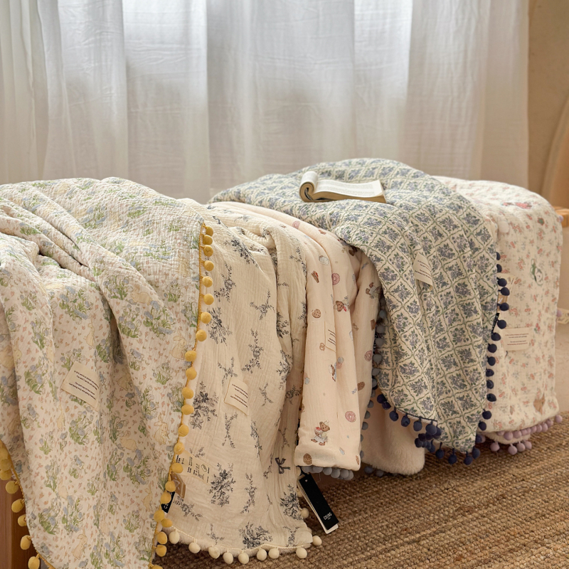 Koreijietiško stiliaus gėlių gauzės pledas dviejų sluoksnių, pavasaris-ruduo, dydis 160x200-220 cm, tinkamas biurui ir poilsiui ant sofos
