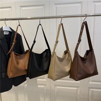 PU tote kott tõmblukuga, polüestervooder, horisontaalne ruudukujuline kuju, sisemine tõmblukukott, üks õlarihm, igapäevaseks kasutamiseks, suvi 2025