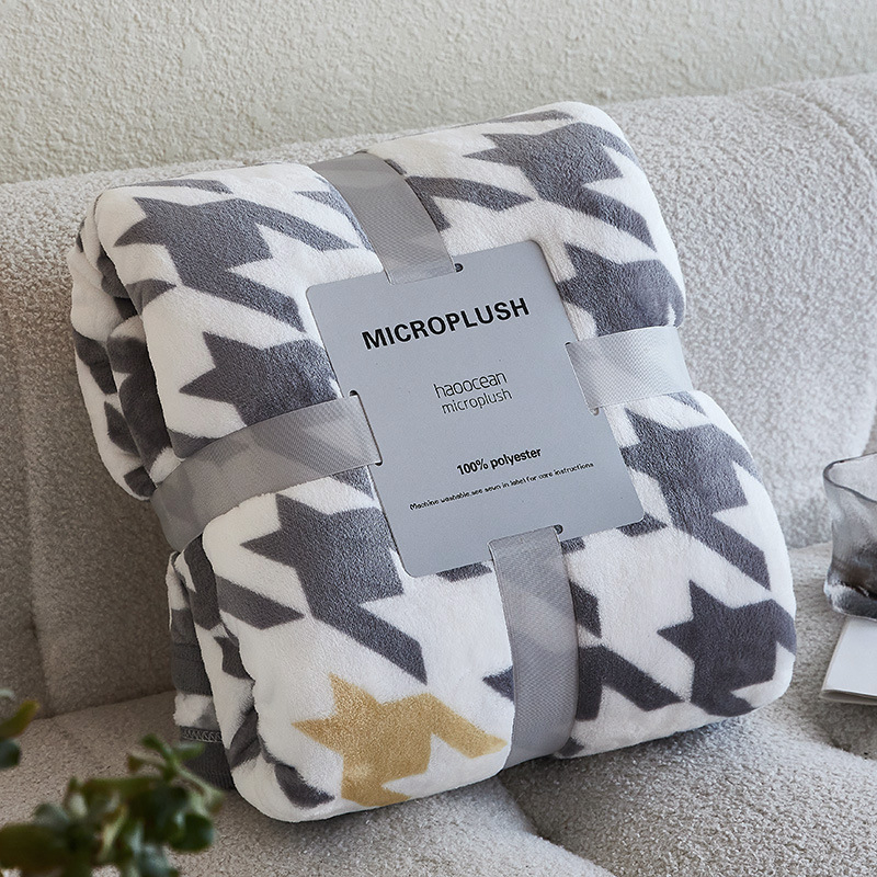 Velūrinė antklodė (polietileno pluoštas, 300 g, žiema, pritaikoma)