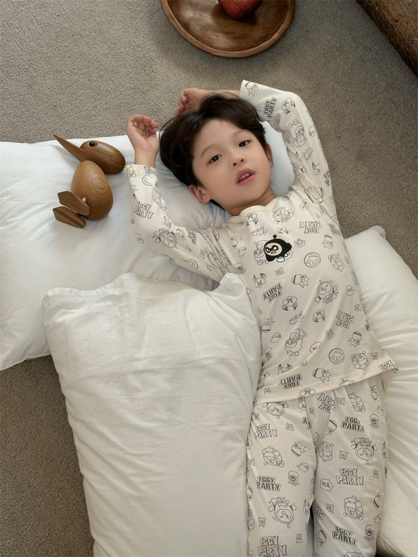 Gyerekeknek otthoni ruházati szett pamutból, 95% pamut, meleg, puha kezelt anyag, 3–8 évesek