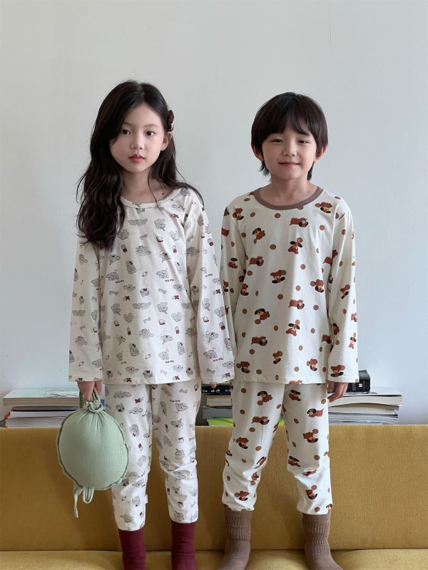 Gyerekeknek otthoni ruházati szett pamutból, 95% pamut, meleg, puha kezelt anyag, 3–8 évesek
