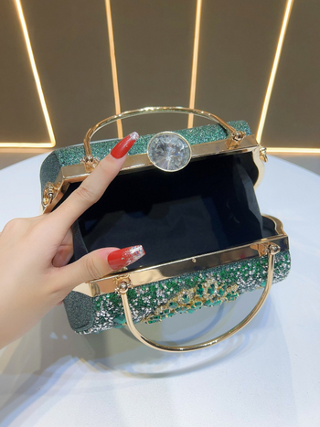 Ženska večernja torba za rame i crossbody — vodoravni kvadratni oblik, velika kapaciteta, zaključavanje, poliester vanjski i podstava, unutarnje džepove za telefon i osobnu iskaznicu