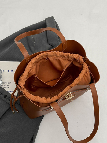 Lemon Koko kibiro formos rankinė, PU medžiaga, kibiro formos dizainas, užraktas, poliesterio pamušalas