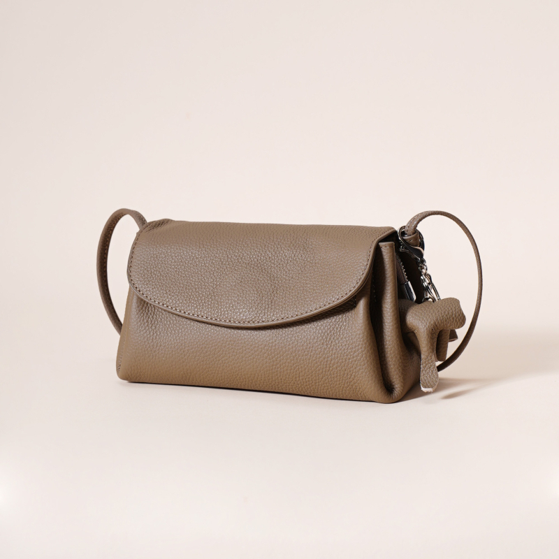 Női valódi bőr crossbody táska, mini, doboz formájú, felső réteg marhabőr, 2025 divat