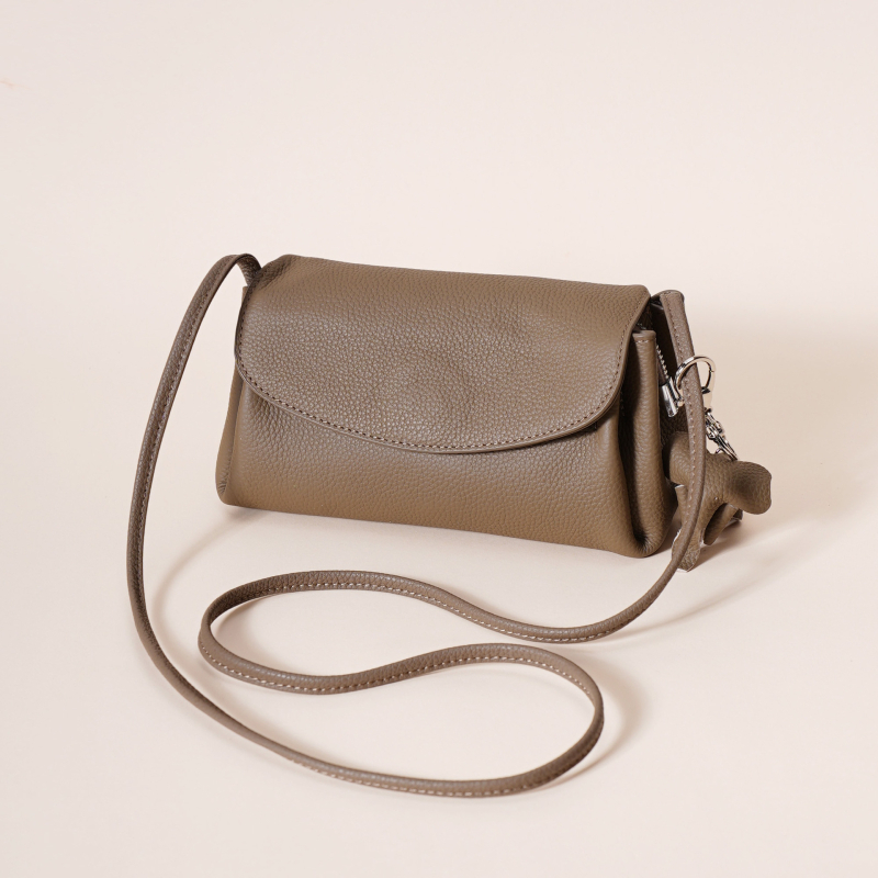 Női valódi bőr crossbody táska, mini, doboz formájú, felső réteg marhabőr, 2025 divat