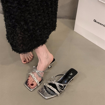 Naiste klink sandaalid, ülemine materjal: Super fiber, ruudukujuline nina, kummist talla, ilma vooderita, suvi 2025