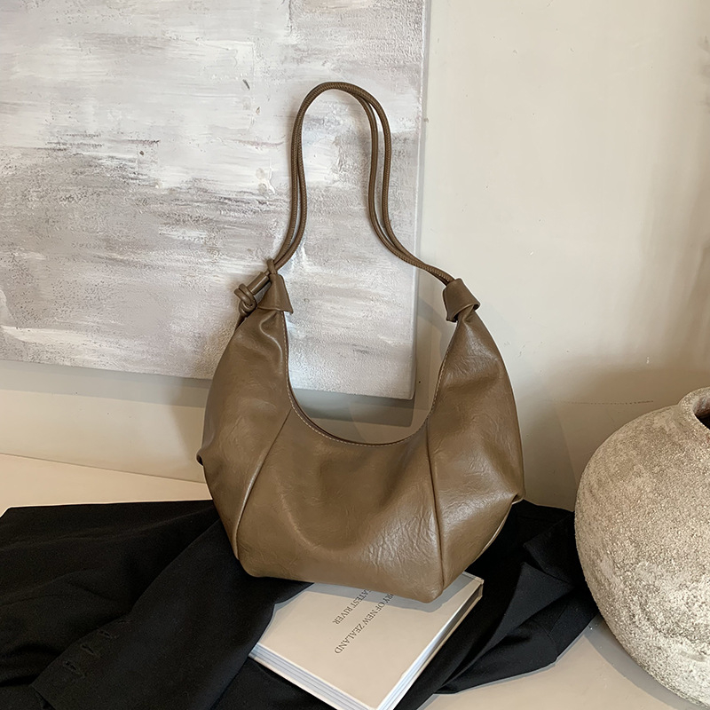 Naise dumpling kott Korea retro stiilis, linna minimalistlik õlakott, PU materjal, tõmblukuga sulgumine, polüestervooder, sisetaskud varjatud tõmblukuga ja telefonitasku