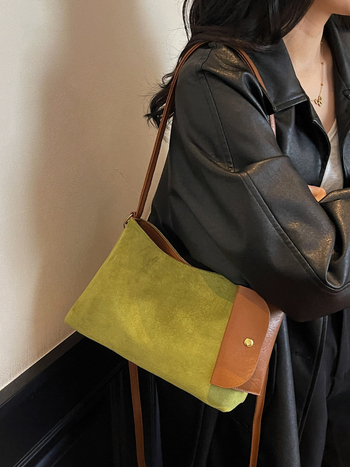 Moterų kibiro formos rankinė su matinės dangos paviršiumi, retro universalus dizainas kasdieniam nešiojimui (medžiaga PU, pamušalas poliesteris, magnetinis užsegimas, kibiro forma, dvigubi pečių dirželiai)