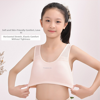 Meitenēm paredzēts kokvilnas topiņš ar U kaklu, mīksts apstrādāts audums, 68% kokvilna, vecums 8+ gadi, augums >140 cm, visu sezonu.