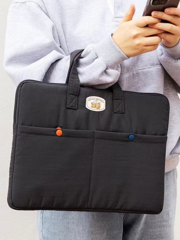 Minimalistinė nešiojamojo kompiuterio ir planšetinio kompiuterio rankinė, poliesterio išorė ir nailoninė įdėkla, unisex, 2023 m. vasaros leidimas; suderinama su Apple, Huawei ir Lenovo nešiojamojo kompiuteriais bei iPad