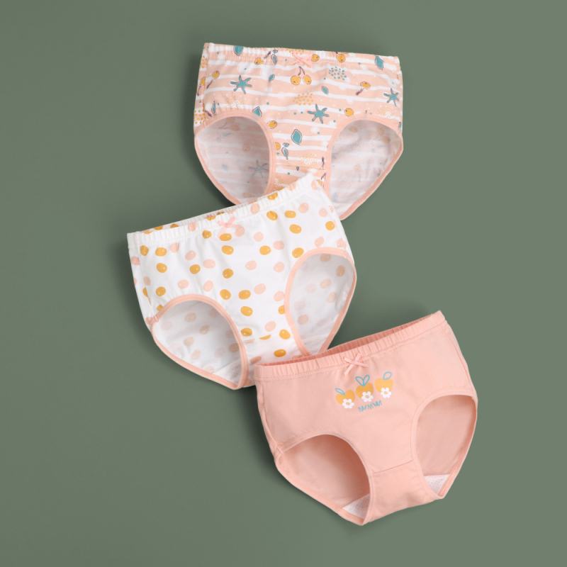 Mergaitėms antibakterinės medvilninės kelnaitės, klasė A, vidutinio liemens aukštis, 95% medvilnė, nuo 8 metų