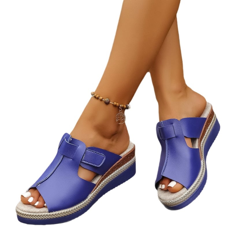 Sieviešu sandales ar klinveida papēdi un vienu siksniņu, virsdaļa PU, iekšējā PU, zole no gumijas, apaļa pirksta forma, brīvā laika stils, vasara 2025