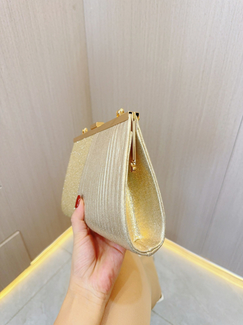 Pliszírozott estélyi válltáska keresztpánttal – poliészterből, nagy kapacitású, belső rekeszek ID és kamera számára