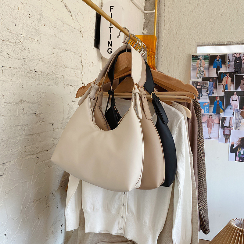 Baguette táska - PU anyag, utcai stílus, cipzáras nyitás, First Moai