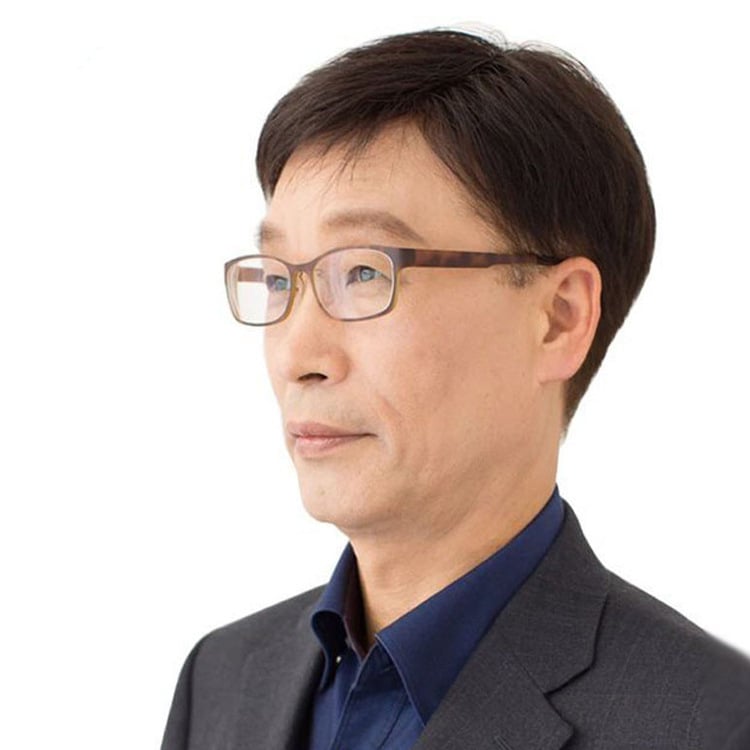 Pánska paruka, model 9552, ľudské vlasy, krátke, rovný účes; môže sa farbiť alebo permovať