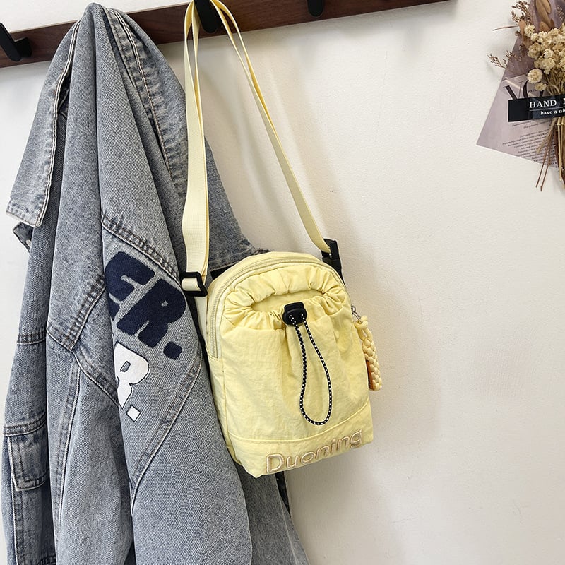 Geantă crossbody din nylon pentru femei, stil bucket, cu fermoar, căptușeală poliester, buzunar pentru documente, curea de umăr