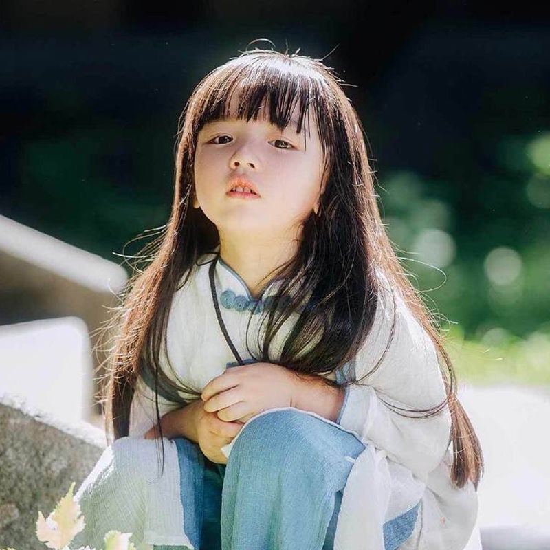 Детска перука: дълга права коса, челка с права линия, корейски стил, материал синтетични влакна, устойчиви на висока температура, модел 903, Baifumi, за деца