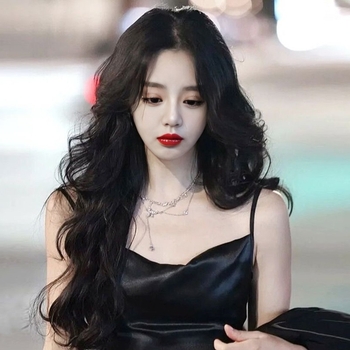 Perucă Baifumi — stil coreean, bretonă mijlocie, bucle lungi (fibra rezistentă la temperatură, design personalizabil, modelul 103)