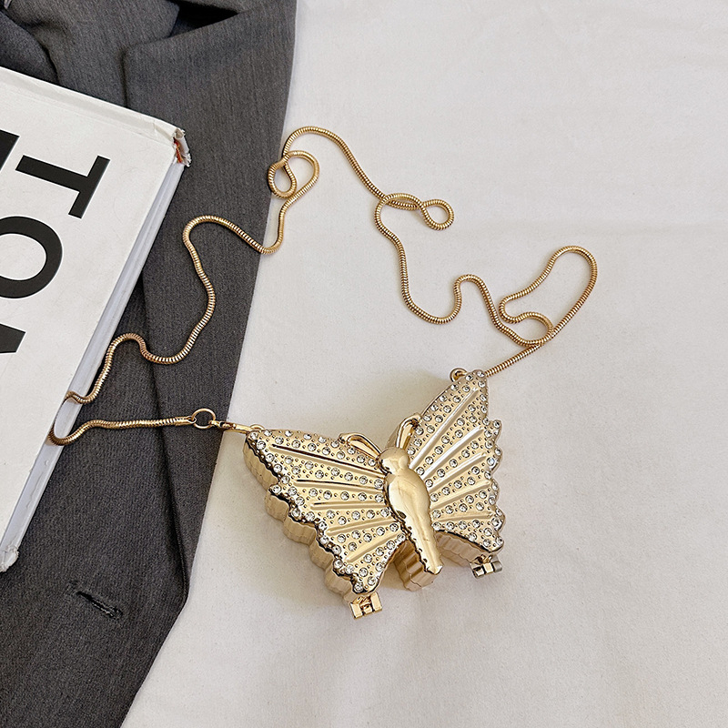 Geantă de seară metalică cu motif pește, formă 3D, închidere cu cârlig, purtare crossbody/pe umăr, Primăvara 2025