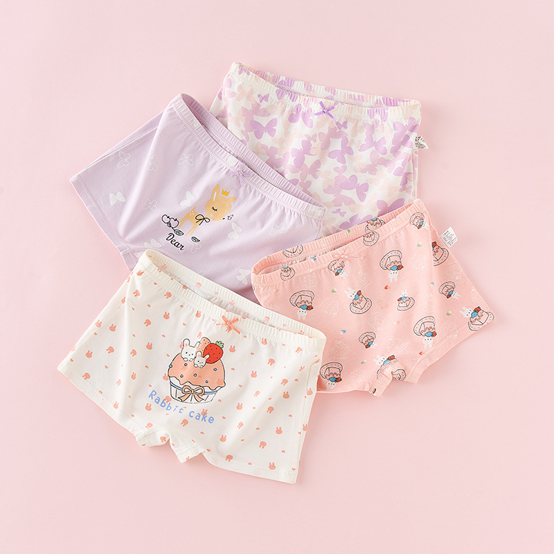 Mergaičių medvilninės apatinės kelnaitės, 95% medvilnė, 3–8 metų amžiaus, vasaros 2025 kolekcija.