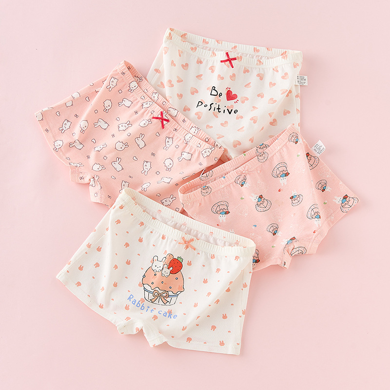 Mergaičių medvilninės apatinės kelnaitės, 95% medvilnė, 3–8 metų amžiaus, vasaros 2025 kolekcija.