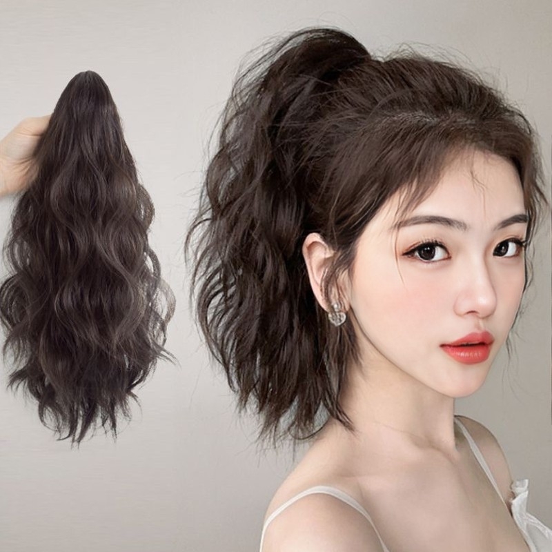 Klipita paruk, kõrge hobuse sabale, mahukas pilve sarnased lainetavad sünteetilised juuksed, kuumuskindel, mudel 7033, mehhaaniline töötlemine, ei sobi kuumaks värvimiseks