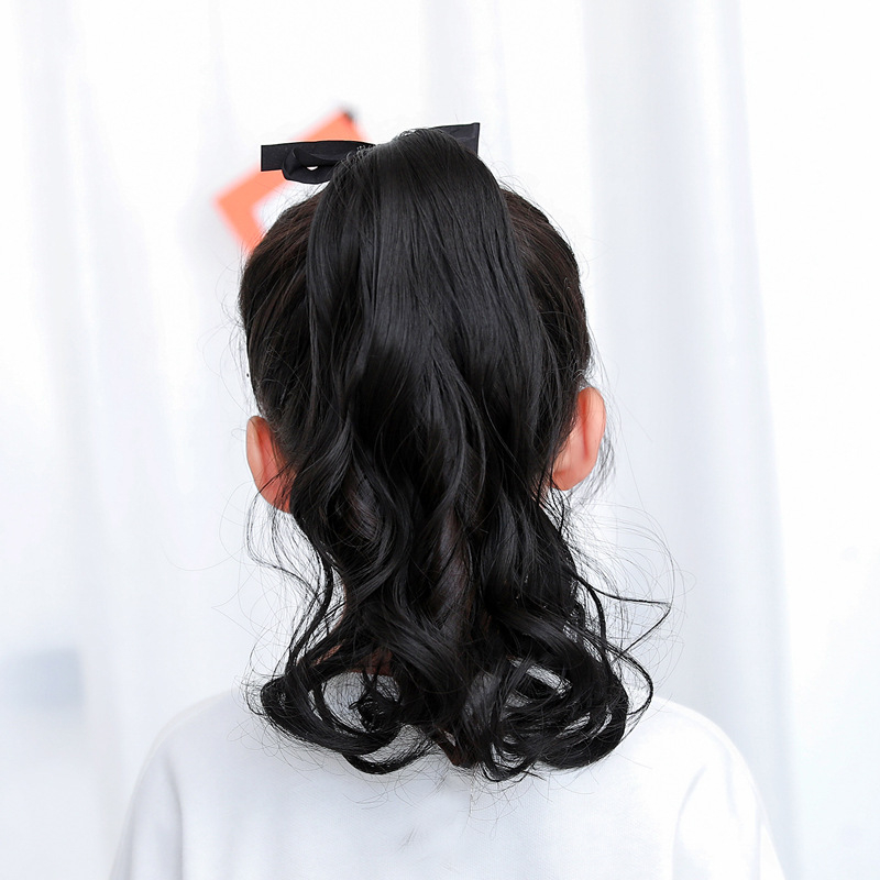 Laste parukas lokkis, pikkade juustega hobusesaba stiili jaoks, kinnitusriba, Horsetail mudel, kõrge temperatuuriga kiud