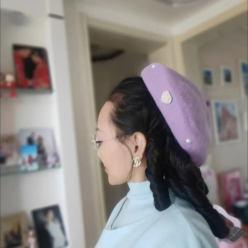 Xinrou Римска къдравa опашкова перука за дами, високотемпературна нишка, механично обработване, не се боядисва и не се пермва