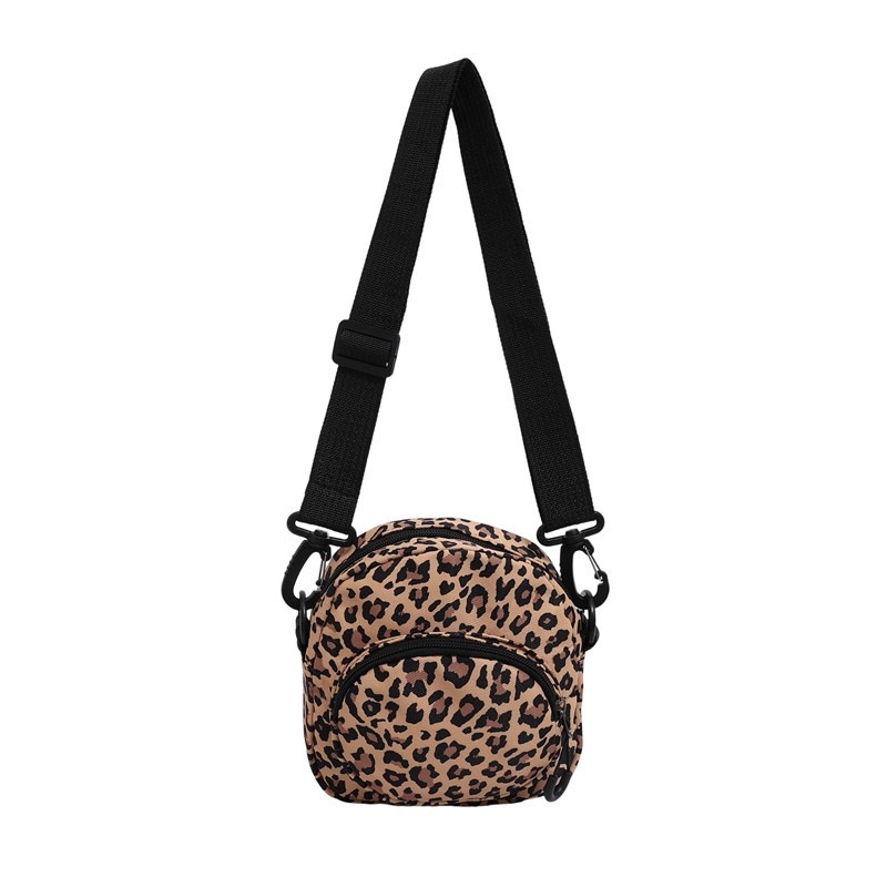 Kanvas rankinė per petį, kriauklės formos, užtrauktuko užsegimas, paslėpta kišenė su užtrauktuku, vienas dirželis