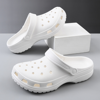 Uniszex Crocs-stílusú lyukas papucs EVA‑val, lélegző, csúszásmentes, 3,5–4,5 cm vastag talpú, injektált formázás