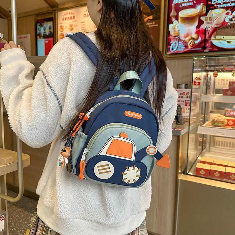 Раница за предучилища и деца - автомобилен принт, лека и водоустойчива, материал: найлон/полиестер, намалява натоварването, модерен стил, за извънкласни занимания