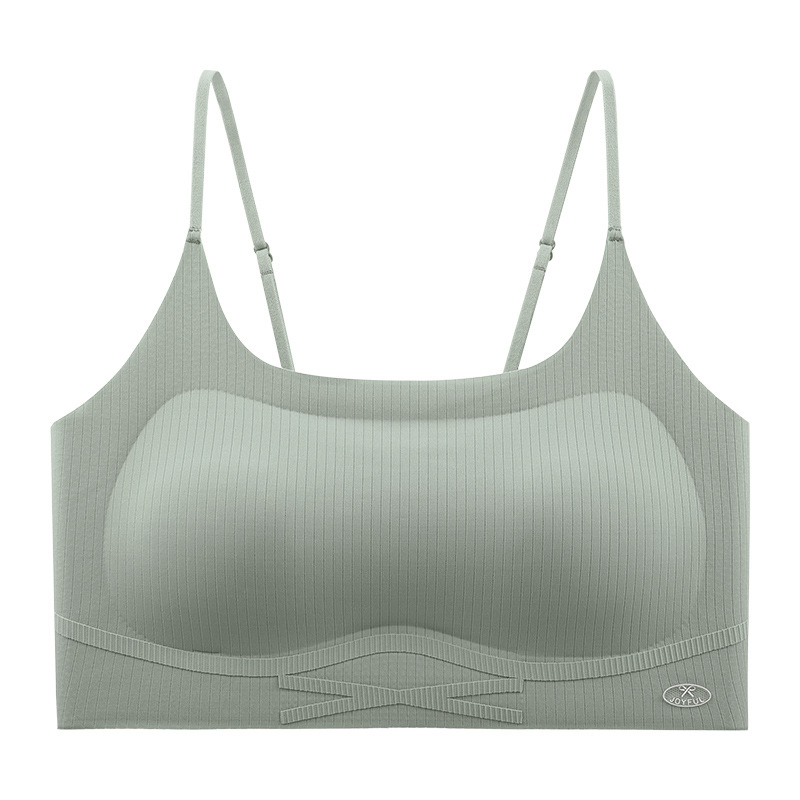 Bezšvová, priedušná podprsenka s pevným ramienkom, bočné zhromažďovanie prsníkov, plné košíčky s jemne formovanými košíčkami, nylonový materiál