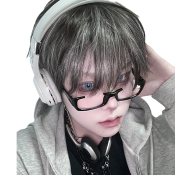 Perucă cosplay, păr masculin scurt, D-159, fibre rezistente la temperaturi înalte, breton în straturi, potrivire universală