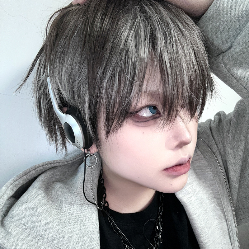 Perucă cosplay, păr masculin scurt, D-159, fibre rezistente la temperaturi înalte, breton în straturi, potrivire universală