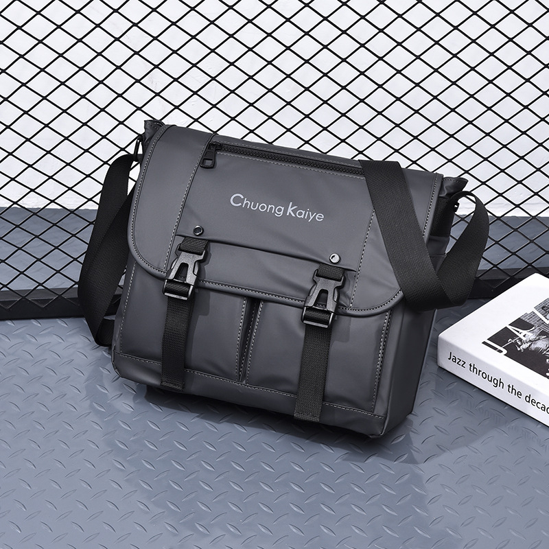 Muška crossbody torba, vodootporna, Oxford materijal, model 6821, proljeće 2023, street style