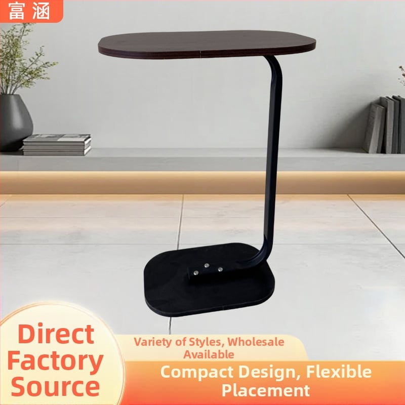 Šoninis staliukas su metaliniu rėmu ir dirbtine plokšte, šiuolaikinio minimalistinio stiliaus, tinkamas svetainei, miegamajam ir biurui