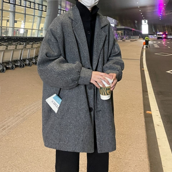 Pánsky vlnený kabát, hongkongský štýl, krátka dĺžka, jednopredné zapínanie, sakový golier, zajacie kožušiny