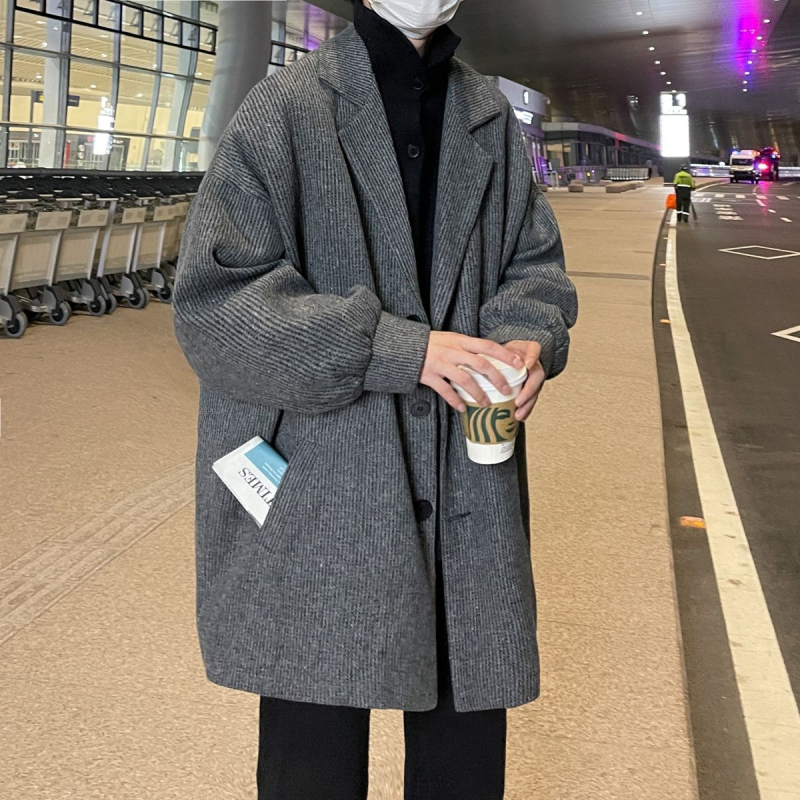 Pánsky vlnený kabát, hongkongský štýl, krátka dĺžka, jednopredné zapínanie, sakový golier, zajacie kožušiny