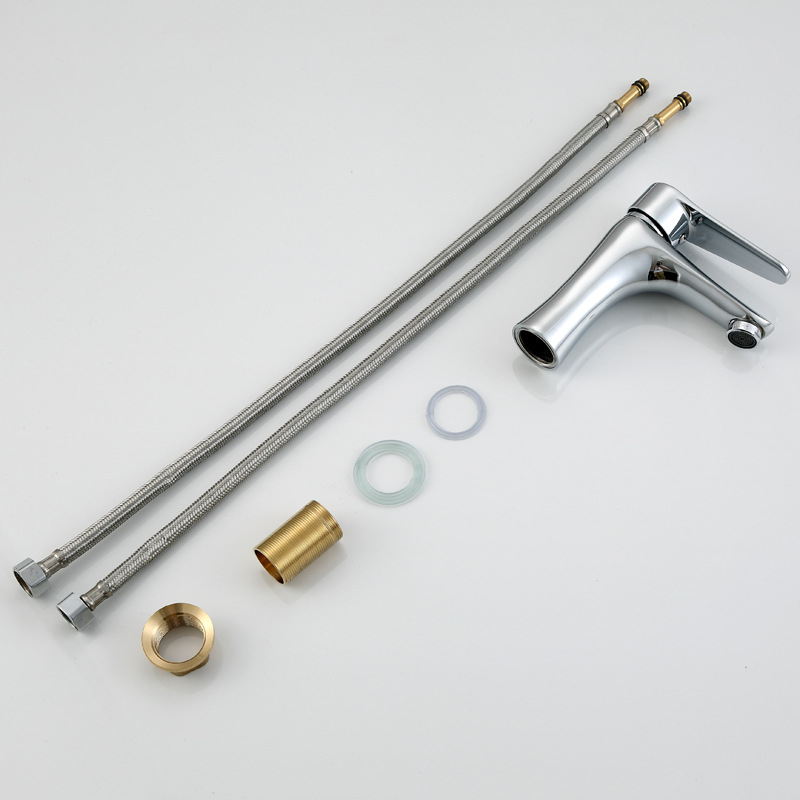 Смесител за мивка (меден корпус; гореща и студена вода; керамичен картридж; 0–100°C; 2,5 MPa)