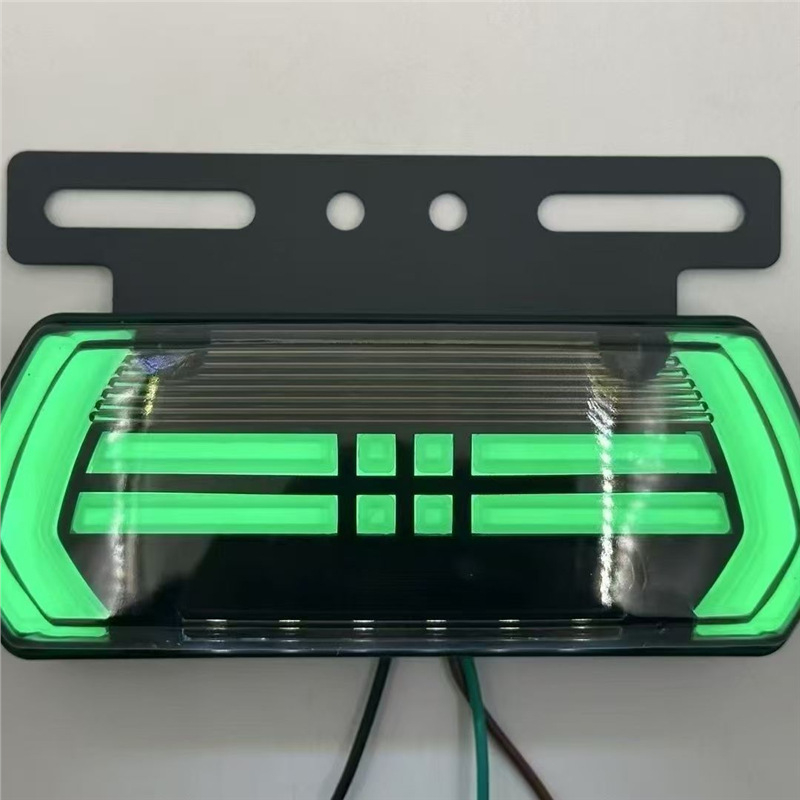 Φωτιστικό πλευρικό για φορτηγό με ένδειξη στροφής και φως οπισθοπορείας, 24V, αδιάβροχο, Μοντέλο: Black Shark Symphony Edge Light