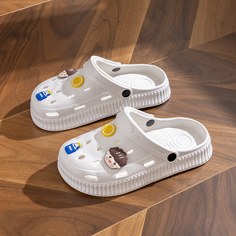 Uniszex lyukas cipő, lélegző EVA felsőrész, habtalp, 1,5–3,5 cm vastagságú talp, ideális strandhoz és raftinghoz