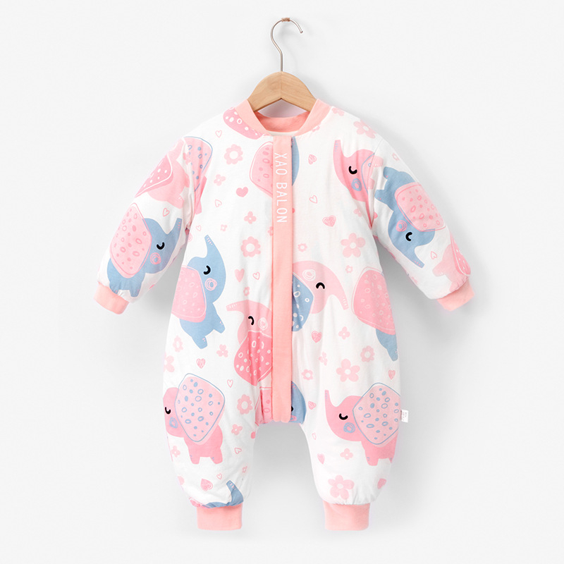 Kūdikio miego maišelis – tankus, medvilnės išorė, poliesterio pamušalas, metalinis užtrauktukas, animacinis raštas, tinkamas žiemai, pavasariui ir rudeniui, pastovaus temperatūros funkcija, amžius 1–3 metai