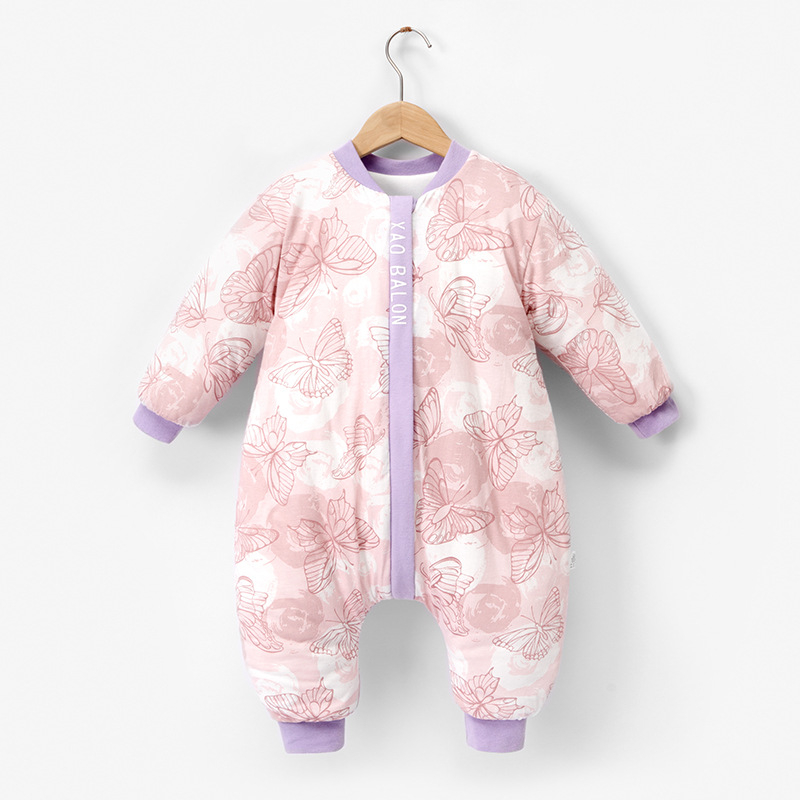 Kūdikio miego maišelis – tankus, medvilnės išorė, poliesterio pamušalas, metalinis užtrauktukas, animacinis raštas, tinkamas žiemai, pavasariui ir rudeniui, pastovaus temperatūros funkcija, amžius 1–3 metai