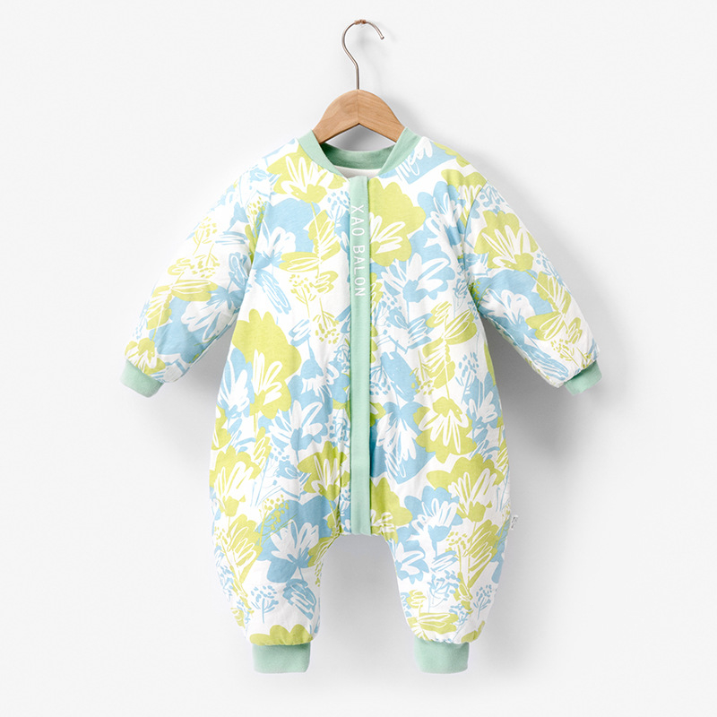 Kūdikio miego maišelis – tankus, medvilnės išorė, poliesterio pamušalas, metalinis užtrauktukas, animacinis raštas, tinkamas žiemai, pavasariui ir rudeniui, pastovaus temperatūros funkcija, amžius 1–3 metai