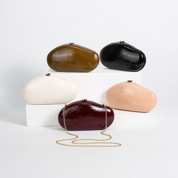 PU naha crossbody kott, vertikaalne ruudukujuline kuju, magnetlukustus, puuvillane vooder, telefoni jaoks tasku