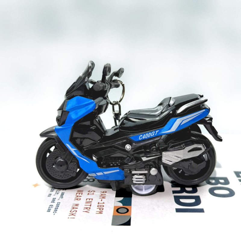 Breloc din aliaj cu design scuter pull-back, stil desen animat, ambalaj individual