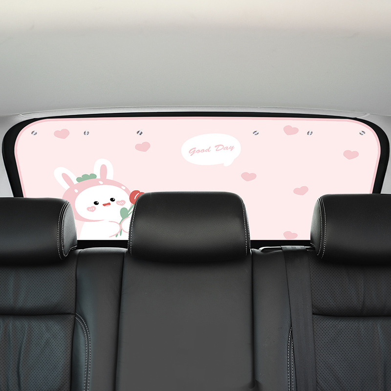 Auto päikesekaitse tagase akna imitorõngaga – lastele sobiv multikakujundus, päikesekaitse ja soojusisolatsioon (Materjal: varjutav kangas; Paigaldus: imitorõngaga; Stiil: karikatuur; Muster: animeeritud tegelased; Kohaldatavas osas: tagaaken)