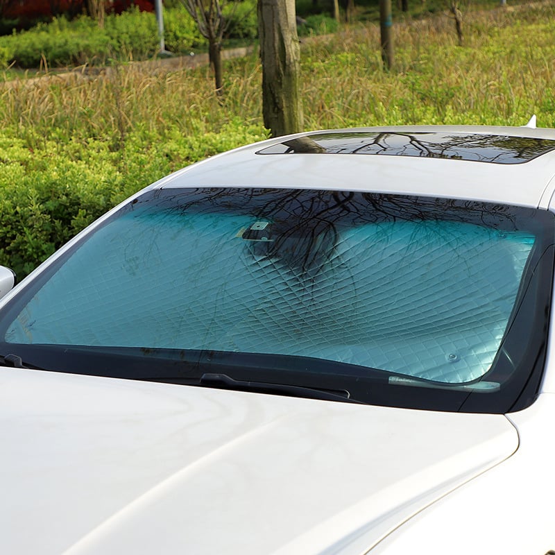 Auto päikesekaitsevarju karikatuurtrükiga ja alumiiniumfooliumiga, kinnitamine imepalliga, kaal 200 g