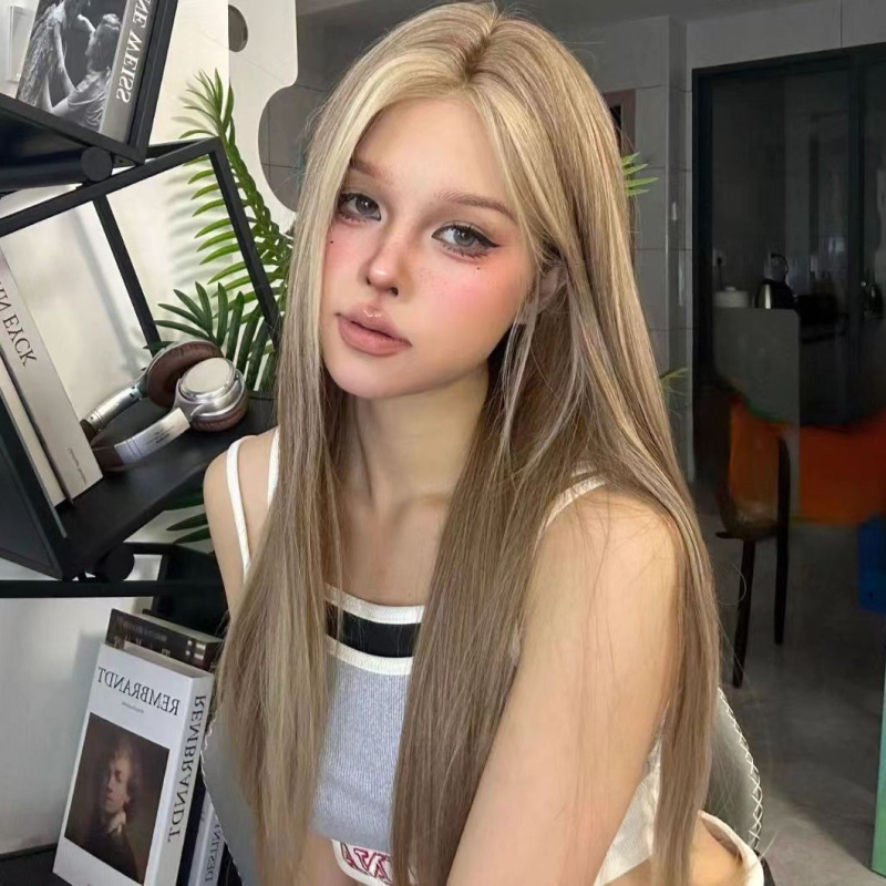 Ekstravaganta parūka ar priekšējo mežģīņu malu, garas taisnas matu šķipsnas, modelis L1837, karstumizturīgas šķiedras, bangs: taisnas vai slīps, sejas konturēšanas efekts, Liangsen