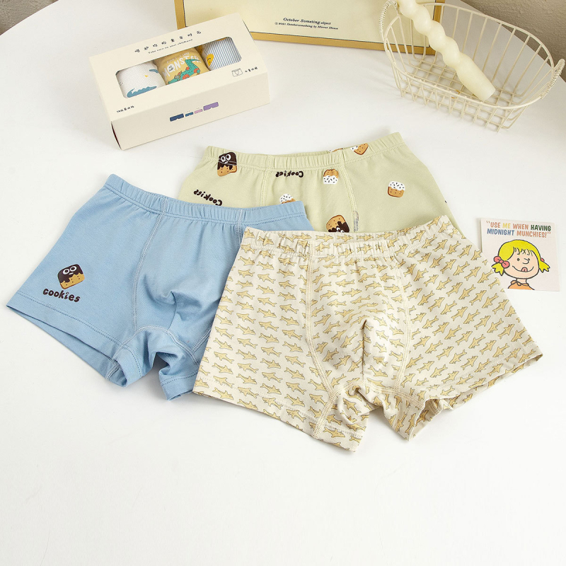 Unisex vaikų medvilninės apatinės kelnaitės briefs stiliaus, pagrindinis audinys 47,5% medvilnė, saugumo lygis A, skirta vaikams nuo 3 iki 8 metų (100–140 cm), dėžutėje pakuota